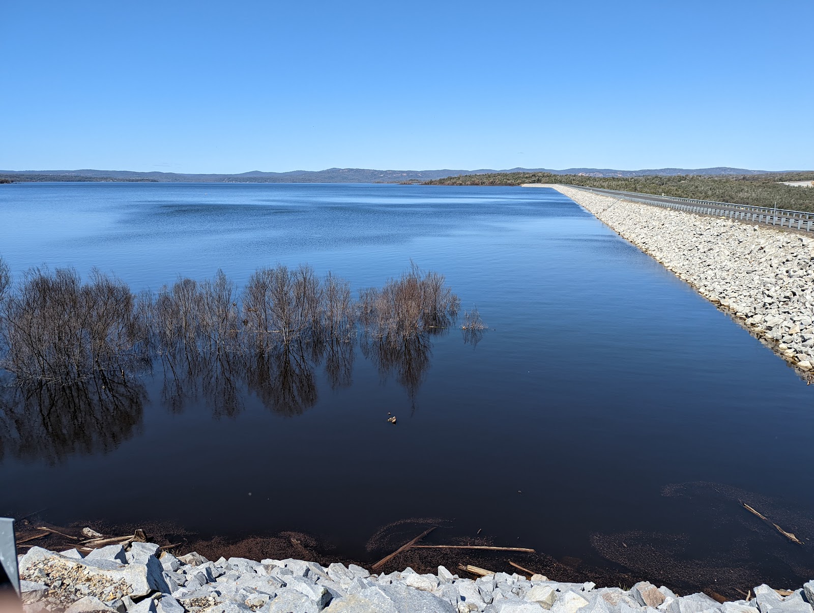 Copeton Dam Rd. Fee 3