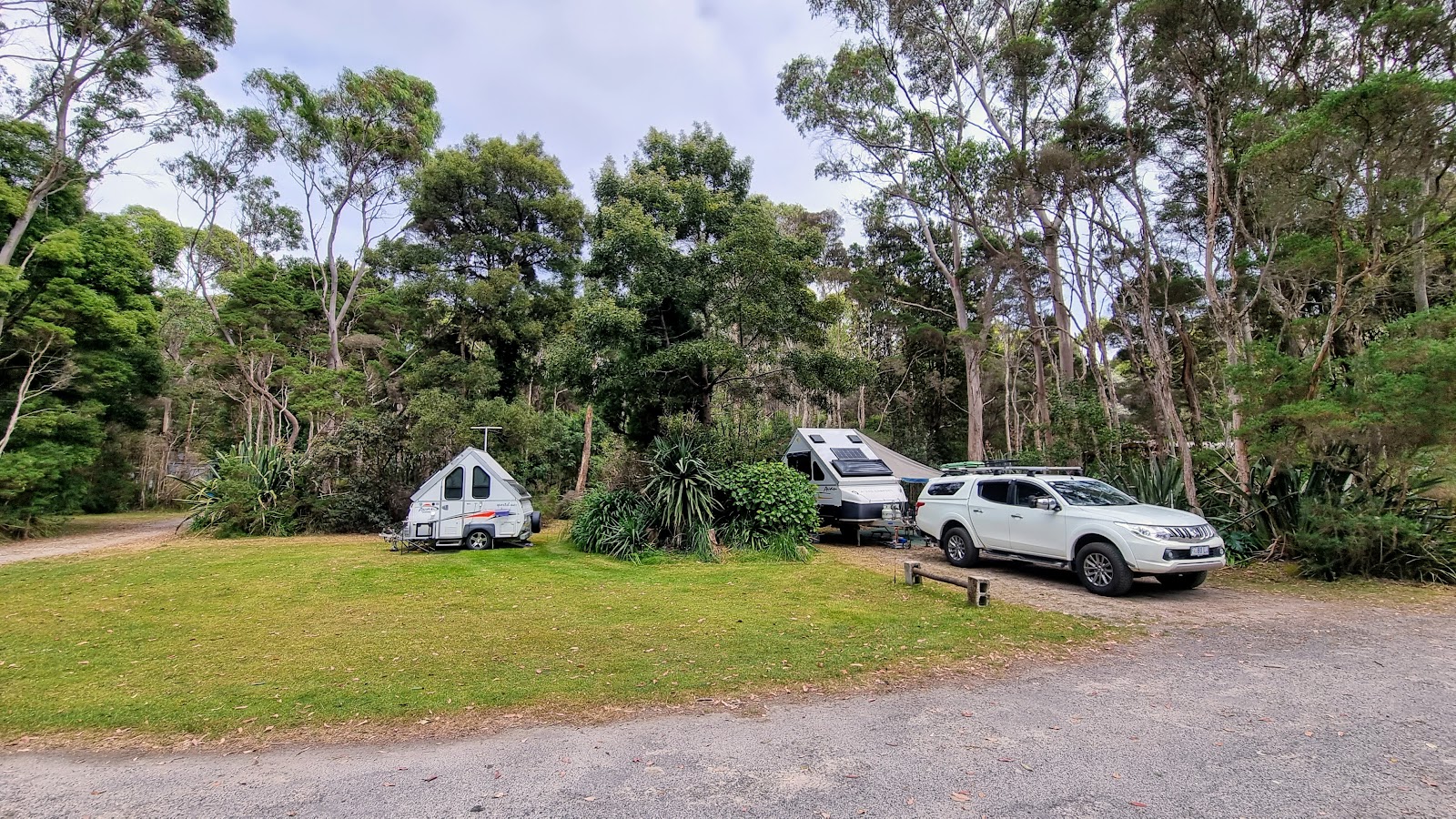 Crayfish Creek Van and Cabin Park 8