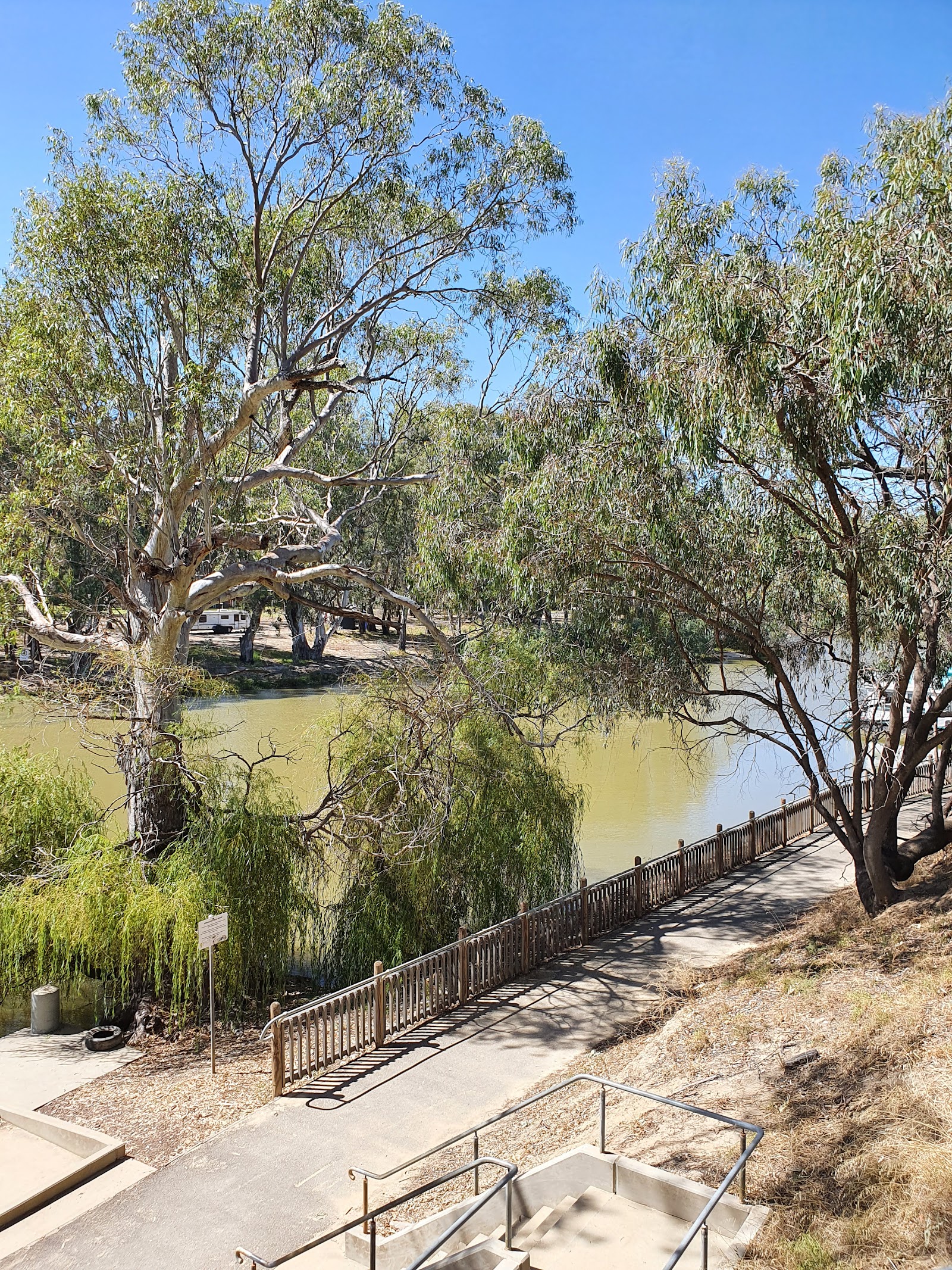 Deniliquin Visitors Centre 2