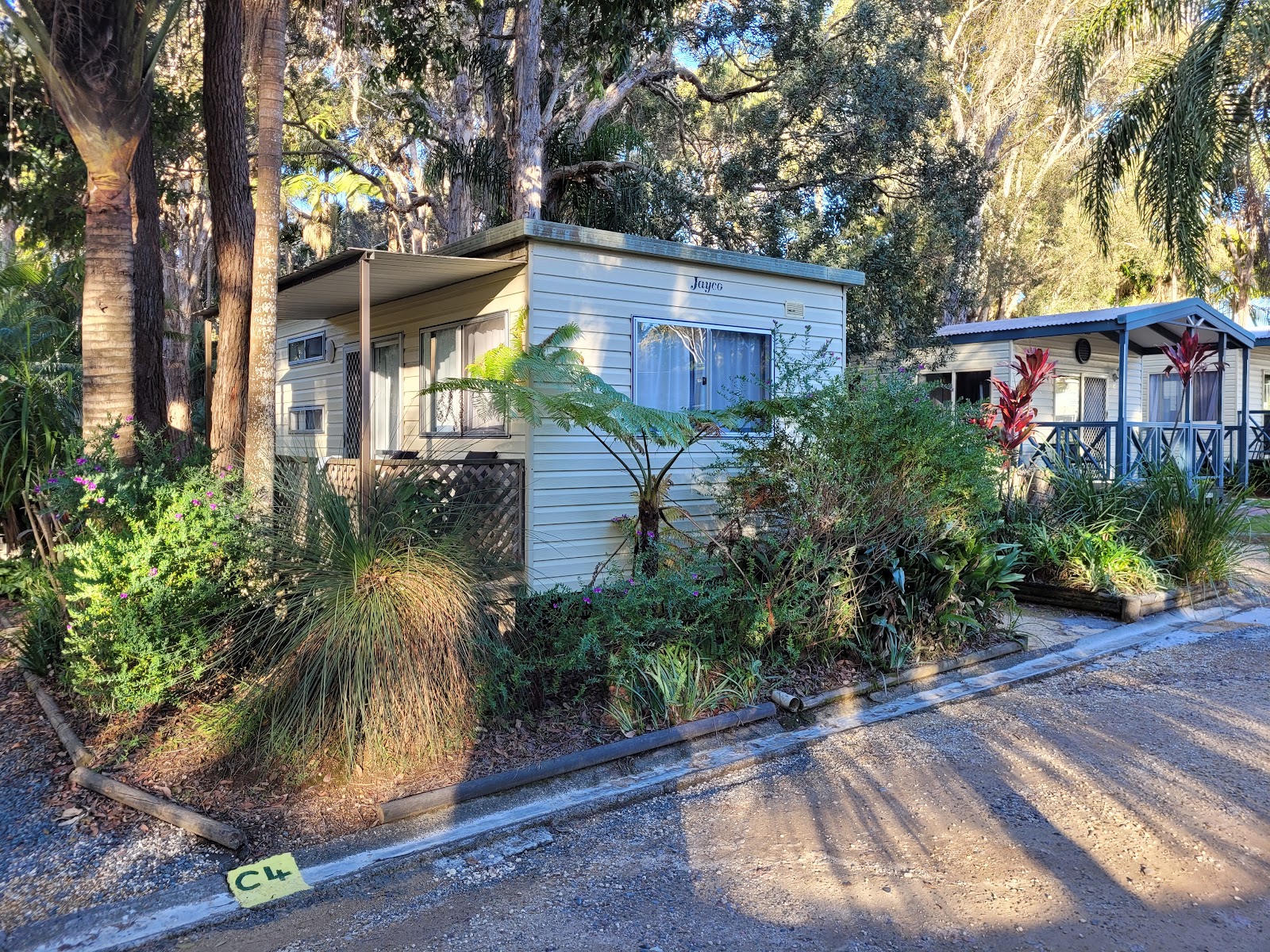 Flynns Beach Caravan Park 4