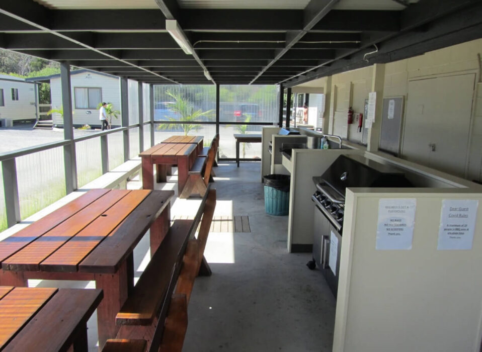 Lakes Main Holiday Park 4
