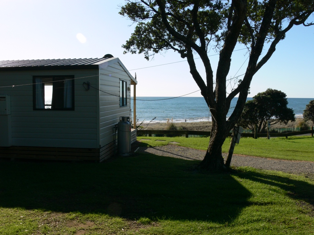 Oakura Beach Holiday Park 6