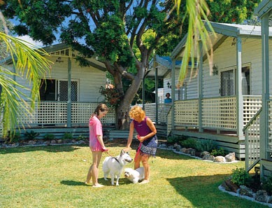 Paradise Palms Caravan Park Carey Bay 3
