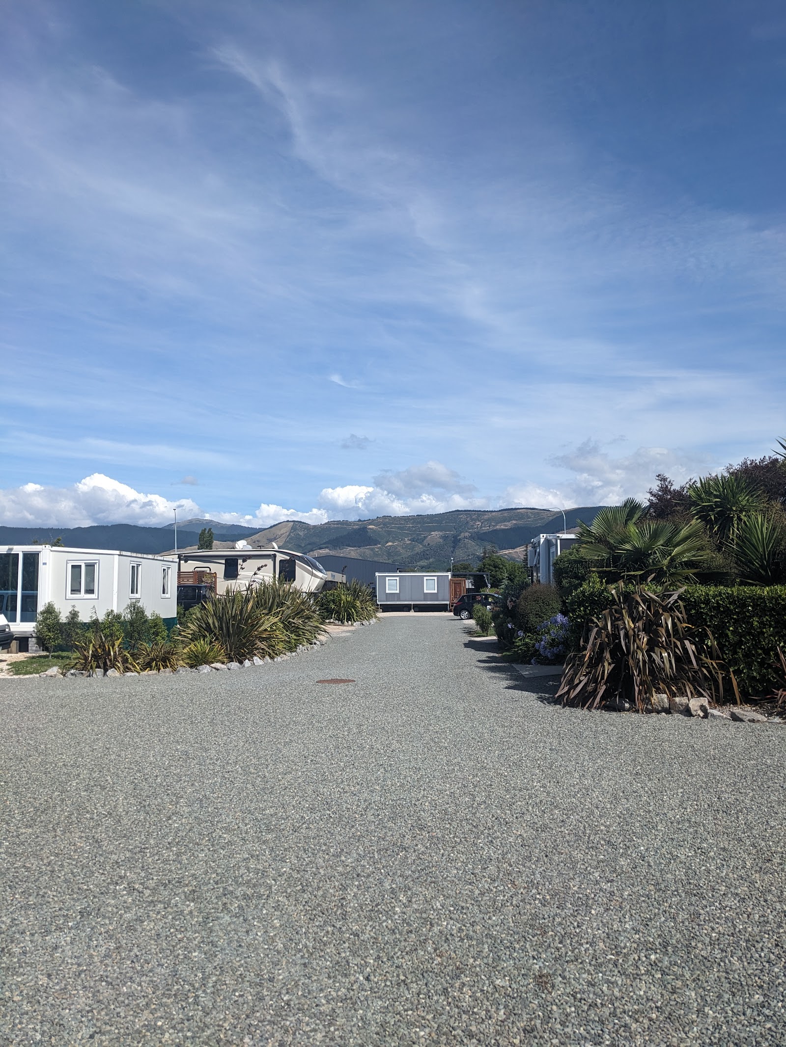 Queen Street Holiday Park 7