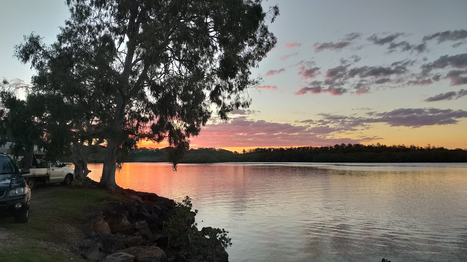 River Retreat Home & Holiday Park 8