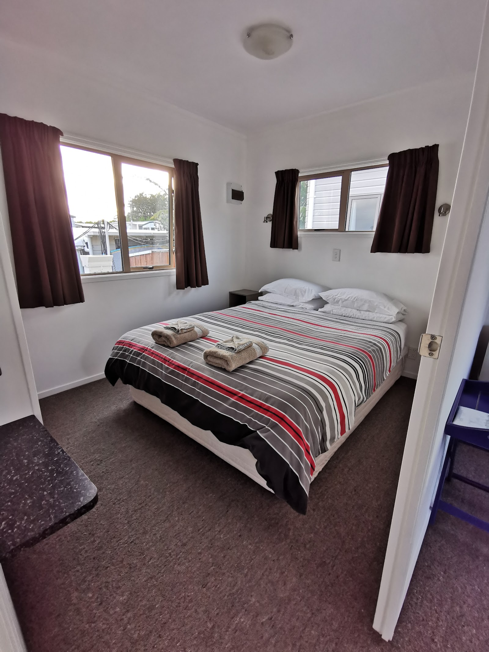 Riverside Holiday Park 2
