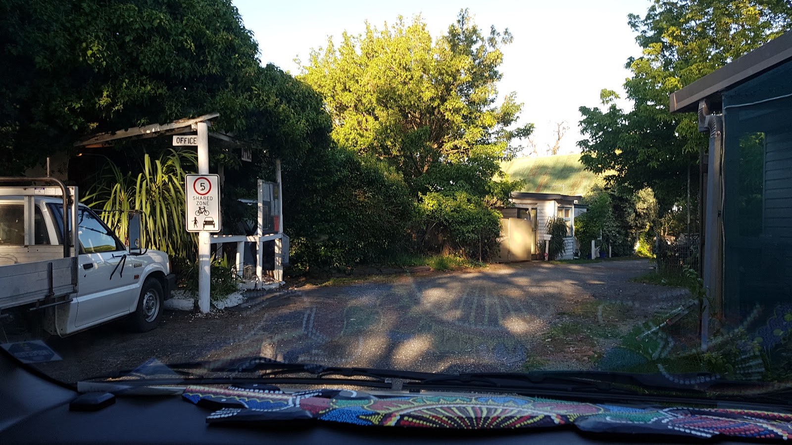 Shawlands Caravan Park - Long Term or Short Term Hire Caravan Park Melbourne 3