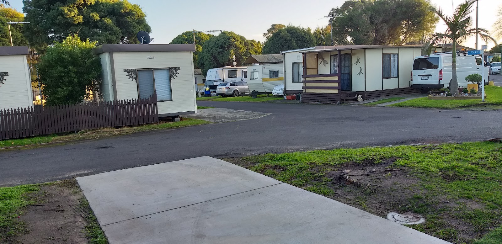 Sundowner Caravan & Cabin Park 3