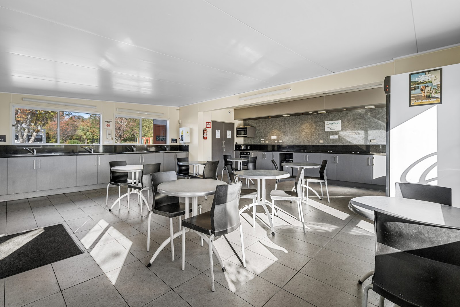 Tasman Holiday Parks - Te Anau 10