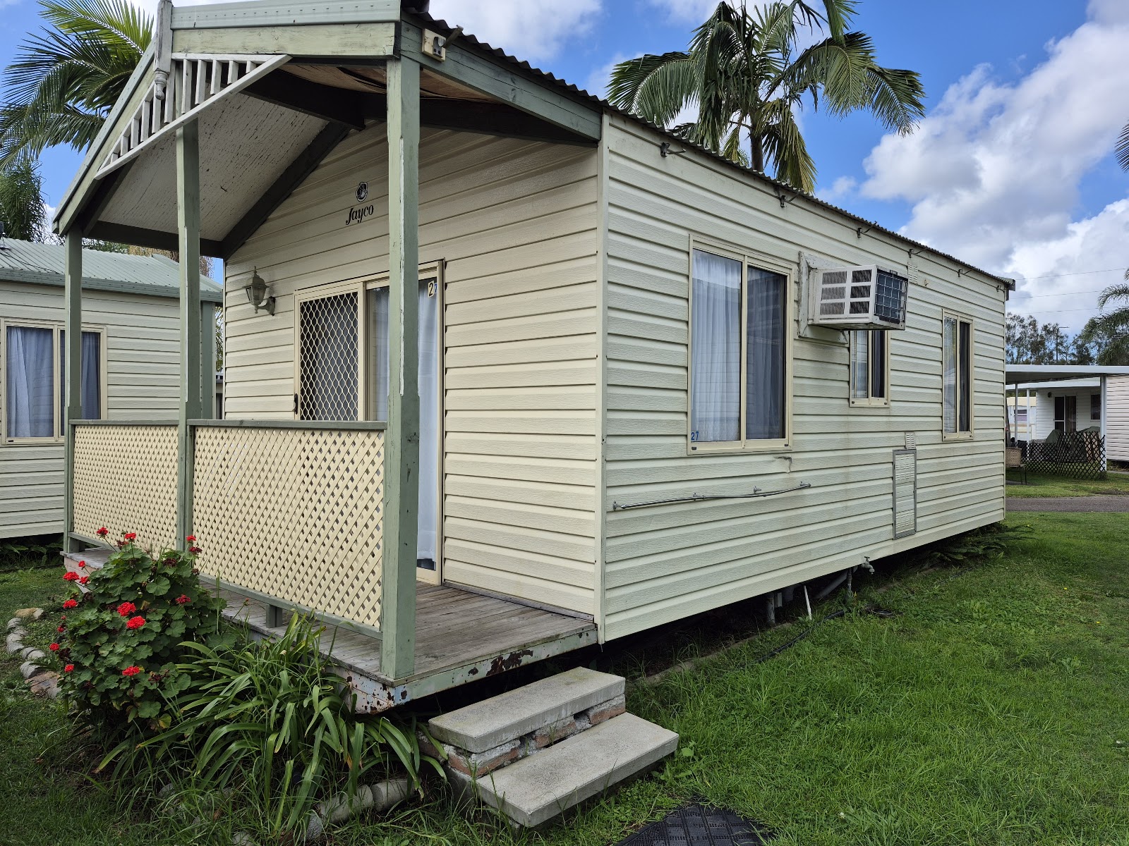 Teralba Lakeside Caravan Park 3
